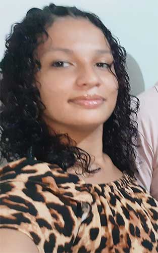 Reprodução/Arquivo Pessoal - Maria Eduarda Moreira da Silva, de 14 anos, está desaparecida desde a tarde desta sexta-feira, 15 - Foto: Reprodução/Arquivo Pessoal