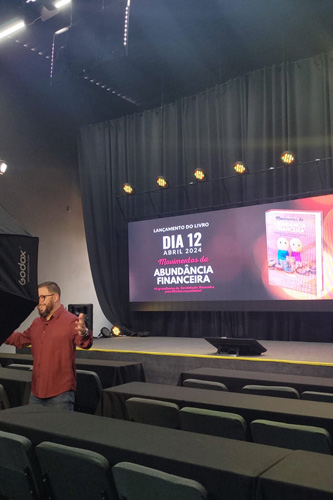 Divulgação - Livro será lançado no Auditório Fluence em Assis - Foto: Divulgação