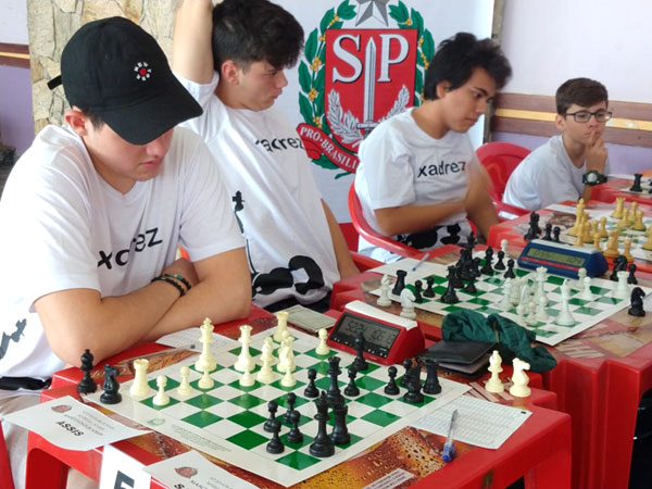 Divulgação - Neste sábado tem 1º Torneio Aberto de Xadrez da Escola Guiomar Namo de Mello