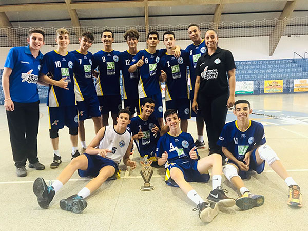 divulgação - Pela Liga Amar, o voleibol sub 16 foi campeão na etapa de Pirajuí