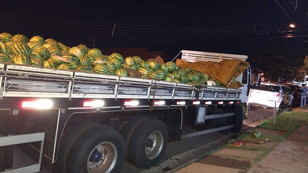 Divulgação/ Polícia Militar Rodoviária - A droga estava em um fundo falso do compartimento de cargas do caminhão
