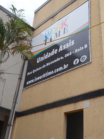 Work Time Assis fica localizada na Rua Quinze de Novembro, 468, sala B (Esquina com a Avenida Rui Barbosa)