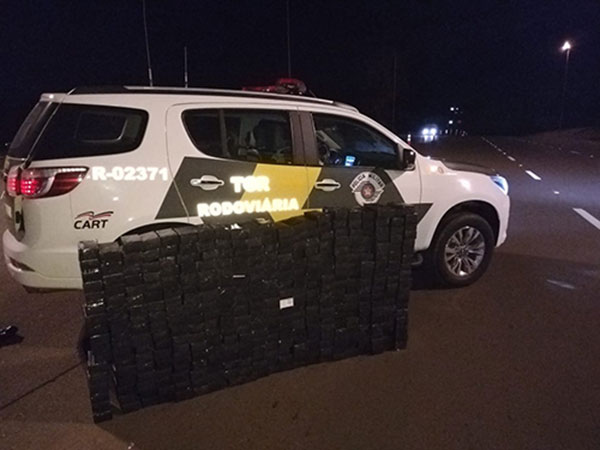 divulgação - Polícia Rodoviária apreende mais de 300 celulares sem nota fiscal em caminhão na SP-225