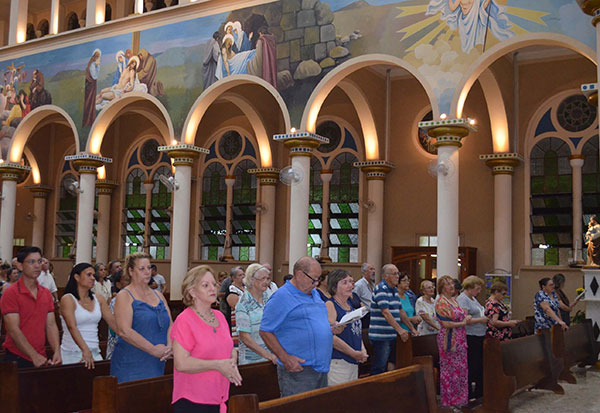 divulgação - Centenas de fiéis acompanharam a celebração