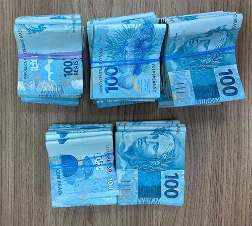 divulgação - Foram recuperados R$ 44.900 após a abordagem policial