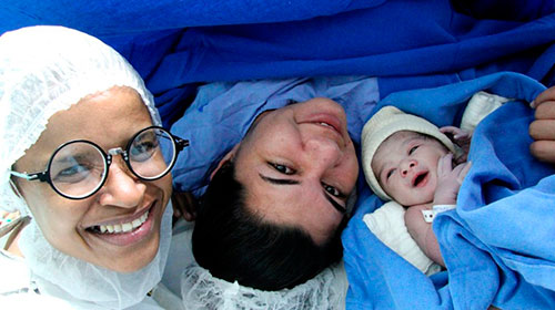 Divulgação - Aurora nasceu no último dia 13 de outubro, após cesariana realizada em hospital particular de Marília — Foto: Arquivo pessoal