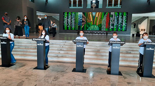 Divulgação - Os alunos receberam a premiação no Palácio do Bandeirantes em São Paulos