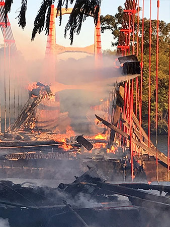 divulgação - Corpo de Bombeiros do Paraná conseguiram combater as chamas