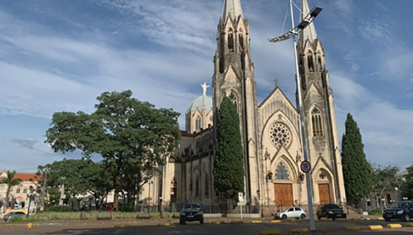 divulgação - Catedral suspende missas presenciais em Botucatu