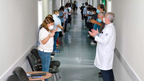 Divulgação - Santa Casa de Jaú participou de corrente de oração pelas vítimas da Covid — Foto: Santa Casa de Jaú/Divulgação