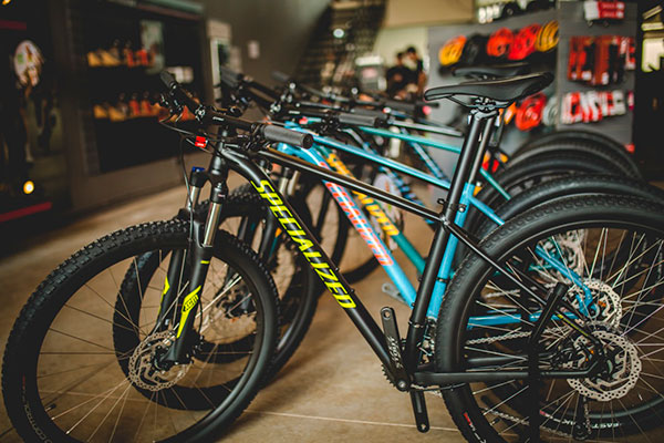 Divulgação - Escolha da bicicleta é o primeiro passo para incentivo do pedal - Foto: Roma Bike