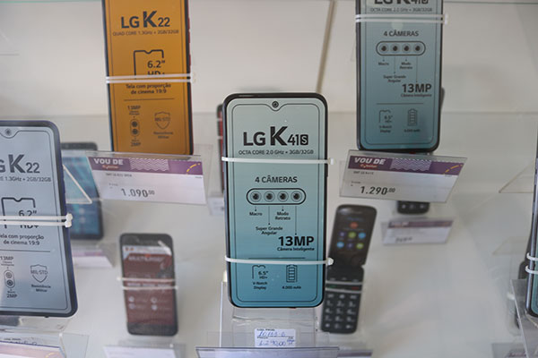 Divulgação - Smartphone LG K41 - R$ 999,00