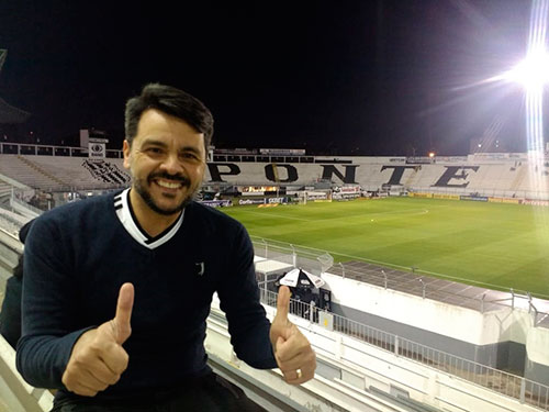Divulgação - Alexandre no Estádio Moisés Lucarelli, em Campinas / imagem: Arquivo Pessoal