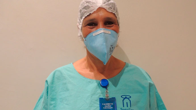 Divulgação - Valdirene N. da Costa, de 48 anos, é técnica de enfermagem e atua na linha de frente da COVID-19