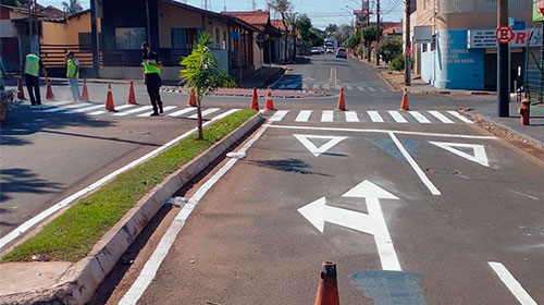 Divulgação - Avenida Glória recebe pintura de solo em toda sua extensão