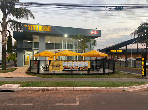 Divulgação - Star Burger está localizada na Avenida Dom Antônio, 1.500