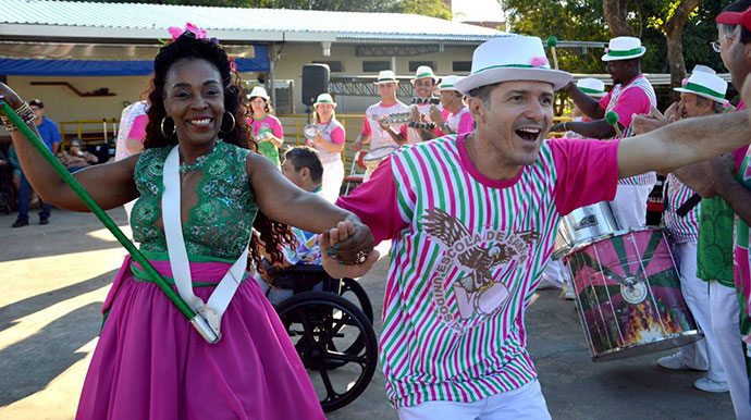 Divulgação - Escola de Samba em uma de suas apresentações - Foto: Divulgação