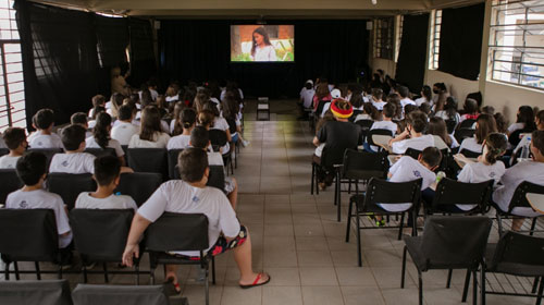 Divulgação - Cinema na escola Clybas Pinto Ferraz - Foto: Carmem Portilho