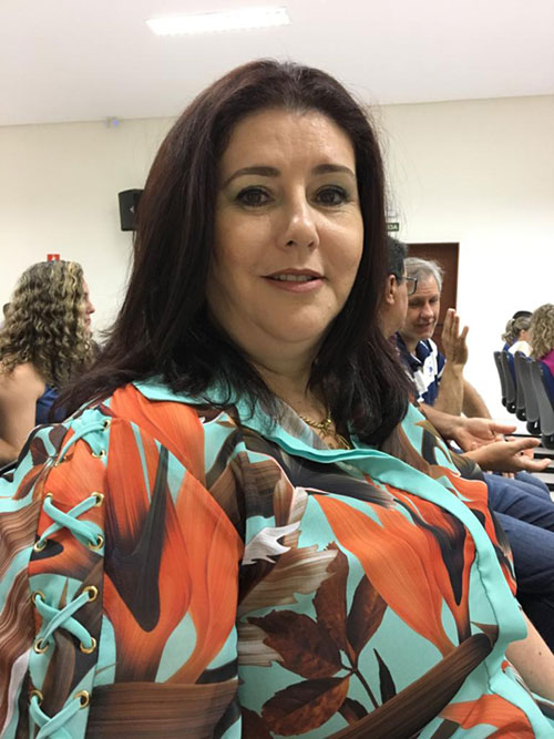Divulgação - Professora Elizabeth Ribeiro Di Trocchio de 58 anos