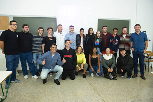 Divulgação - O evento contou com a presença dos alunos e professores do curso, da engenheira ambiental e eco-influencer