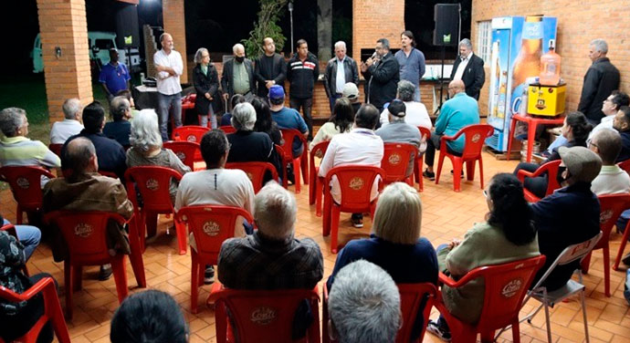 Divulgação - Reunião entre autoridades e moradores de bairros rurais - Foto: Divulgação