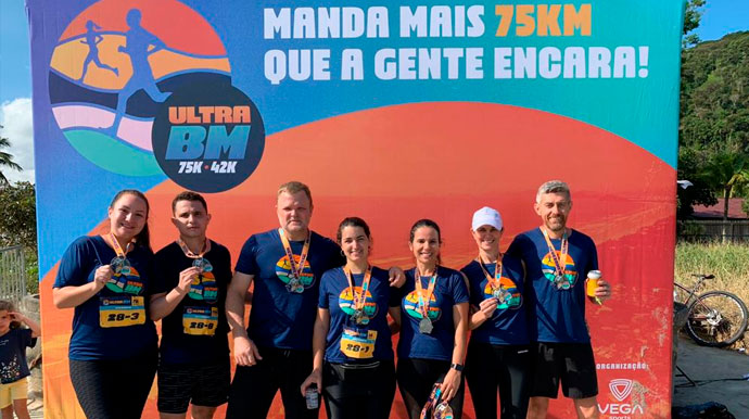 Atletas de Cândido Mota participam de Ultramaratona no litoral norte de São Paulo