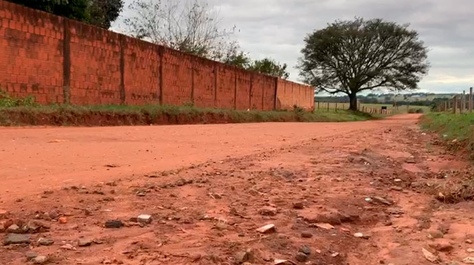 Divulgação - Estrada do Cervinho que dá acesso aos bairros rurais de Assis - Foto: Divulgação/AssisCity