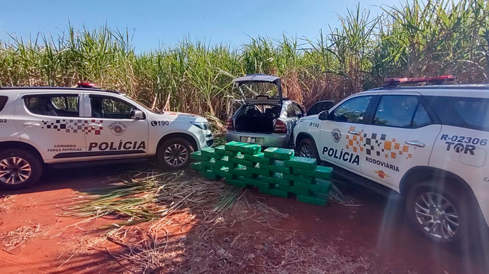 Divulgação - Droga apreendida em Ibirarema - Foto: Polícia Rodoviária