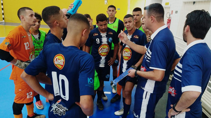 Divulgação - Equipe de Futsal masculino de Assis - Foto: Divulgação/Ana Ferreira