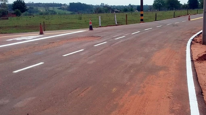 divulgação - Pintura da estrada do Cervinho em Assis - Foto: Divulgação