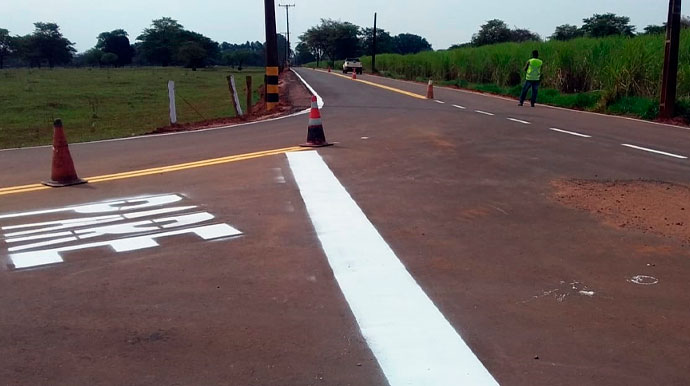 divulgação - Pintura da estrada do Cervinho em Assis - Foto: Divulgação