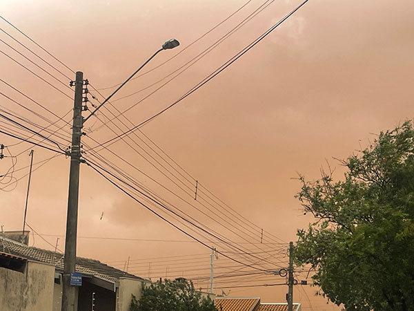 AssisCity - Tempestade de areia em Assis - Foto: Divulgação