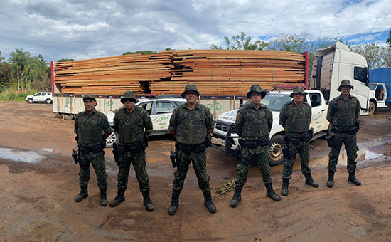 Divulgação - Equipes que realizaram a fiscalização - Foto: Polícia Militar Ambiental de Assis