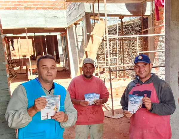 divulgação - Equipe nas obras de construção civil - Foto: Divulgação