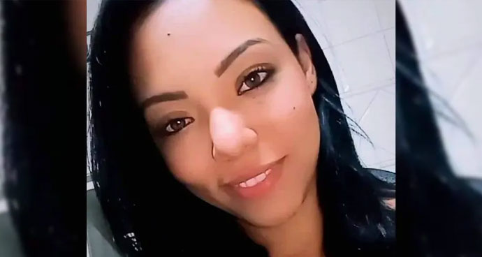 divulgação - Mulher com medida protetiva morre ao ser atingida com cerca de 30 facadas pelo ex-companheiro em Lins — Foto: Facebook /Reprodução
