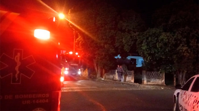 divulgação - Bombeiros foram acionados para conter as chamas - Foto: Divulgação/Corpo de Bombeiros