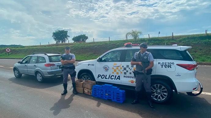 divulgação - Maconha apreendida em Santa Cruz do Rio Pardo — Foto: Polícia Rodoviária/Divulgação