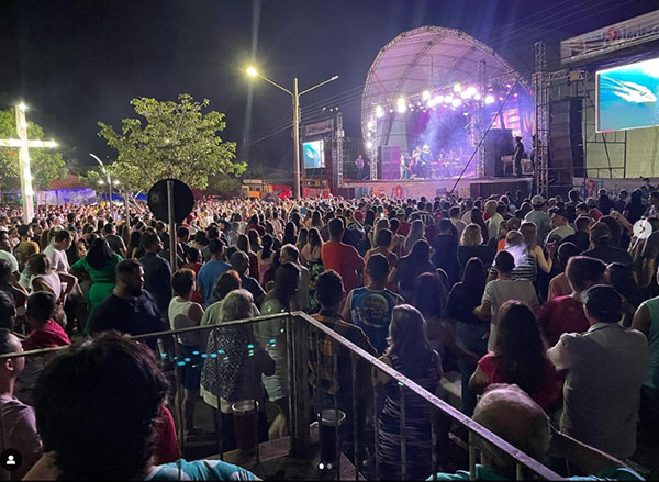 Divulgação - 1ª noite de festa em Florínea - Foto: Reprodução/Instagram