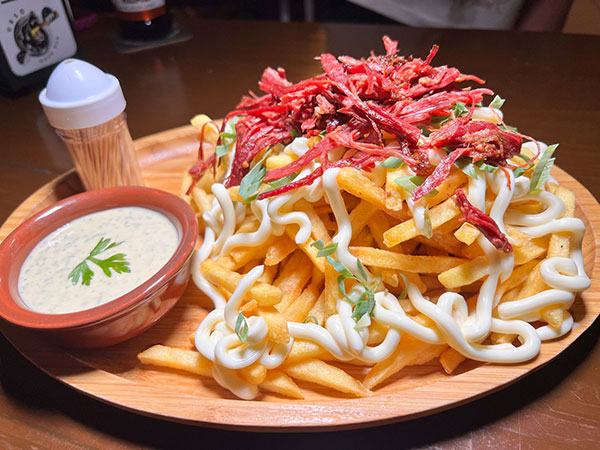divulgação - Porção Special Fries, batata frita com Pastrami - Foto: AssisCity