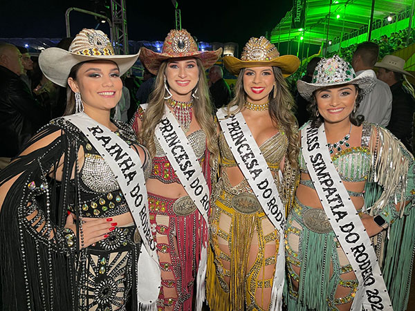 Divulgação - Rainha, 1ª Princesa, 2ª Princesa e Miss Simpatia 2023 - Foto: AssisCity