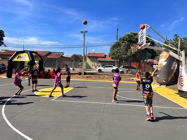 Divulgação - Além das partidas de basquete, o festival proporcionou outras atrações para o público - Foto: AssisCity