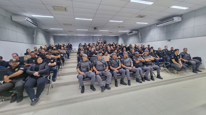 Divulgação - Equipes policiais na operação 'Médio Paranapanema' - Foto: Divulgação