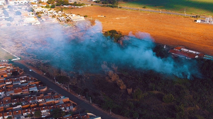 Divulgação - Vista aérea de área de queimada em Assis - Foto: Assessoria PMA
