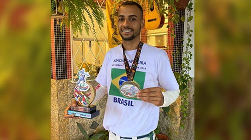 Divulgação - Assisense conquista terceiro lugar no 14º Jogos Mundiais Abadá-Capoeira - FOTO: Divulgação