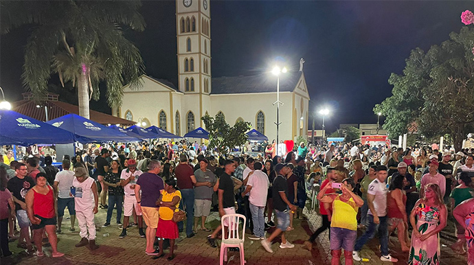 Prefeitura de Florínea/Divulgação - 1ª Festa do Torresmo atrai milhares de pessoas em Florínea - FOTO: Prefeitura de Florínea/Divulgação