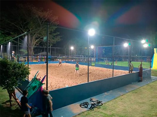 Divulgação/Prefeitura de Florínea - O novo Complexo Esportivo conta com um campo de areia para futebol, voleibol e futevôlei - Foto Divulgação/Prefeitura de Florínea