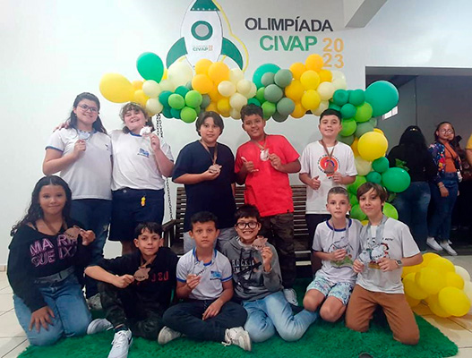 Divulgação/SME - Os estudantes de Assis se destacaram conquistando 16 medalhas durante a cerimônia de encerramento - Foto: Divulgação/SME