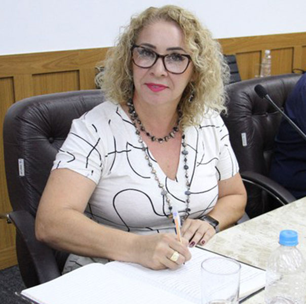 Câmara Municipal de Assis - Viviane Del Massa, atual vereadora de Assis - Foto: Câmara Municipal de Assis