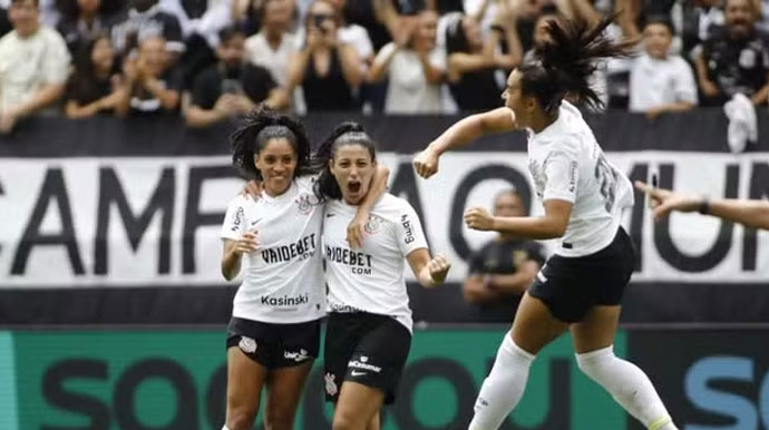 Divulgação - Tricampeãs: Corinthians vence Cruzeiro e vence a Supercopa do Brasil feminina mais uma vez -  Foto: Divulgação/ Corinthians