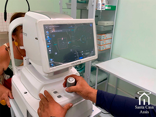 Divulgação - Unidade passa a oferecer o procedimento de Injeção Intravítrea e exames de tomografia de coerência óptica - Foto: Divulgação/Santa Casa de Assis